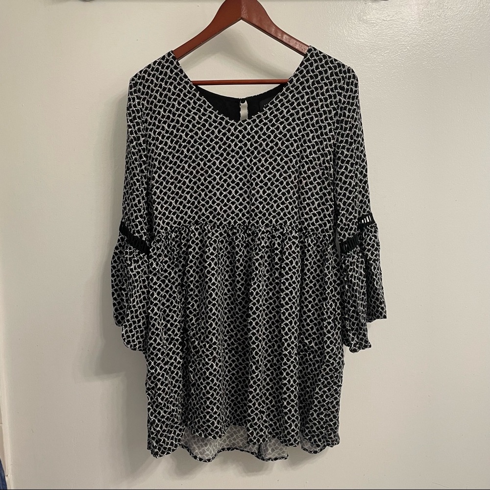 MINKPINK black and white long sleeved babydoll dress